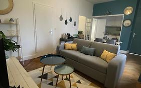 Le Charmant De Rompsay, Familial & Moderne